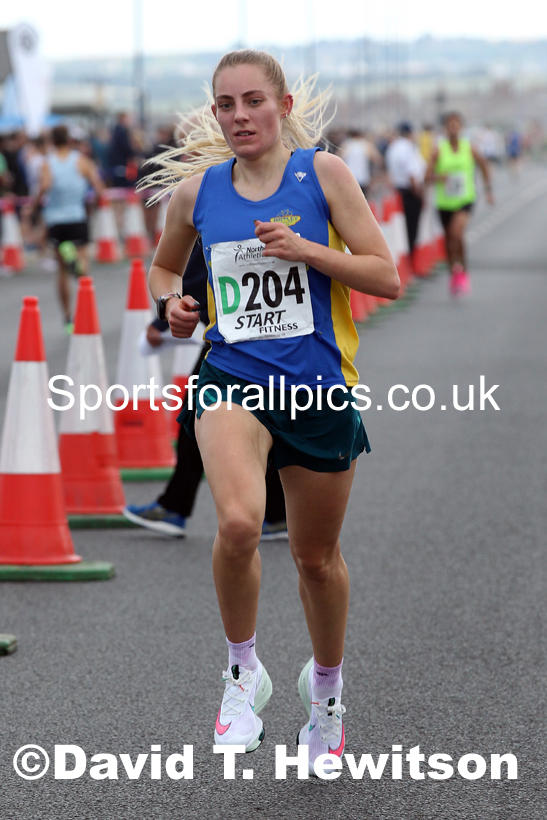 Senior womens 4 stage relay, 2021 Northern 6 and 4 Stage and Young Athletes Road Relays, Redcar. Photo: David T. Hewitson/Sports for All Pics